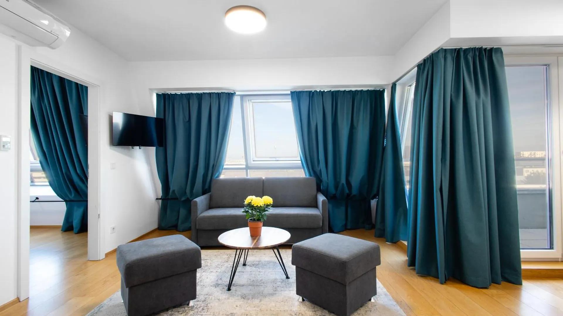 Myapartments Vienna Rooftop 0*,