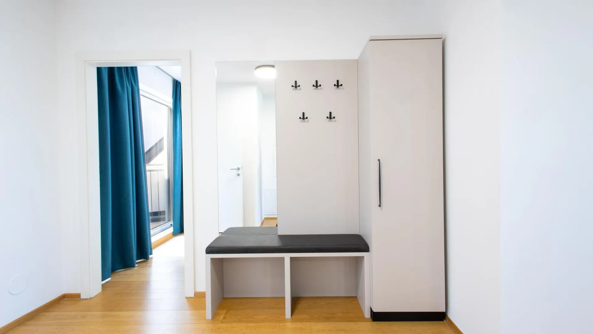Myapartments Vienna Rooftop 0*,
