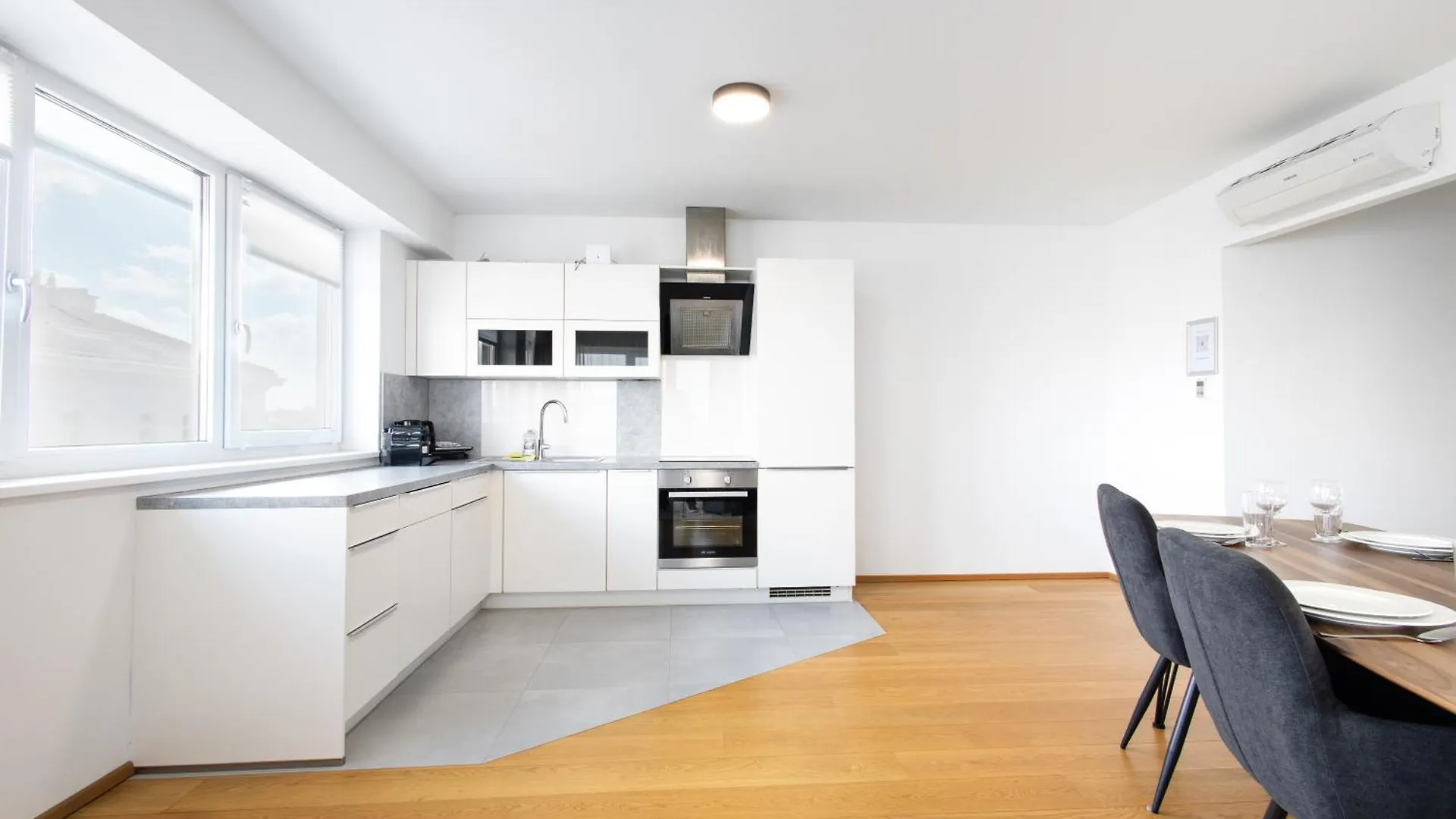 Myapartments Vienna Rooftop 0*,